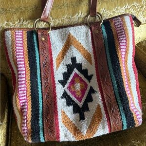 Ariat Multicolor Patterned Western Purse